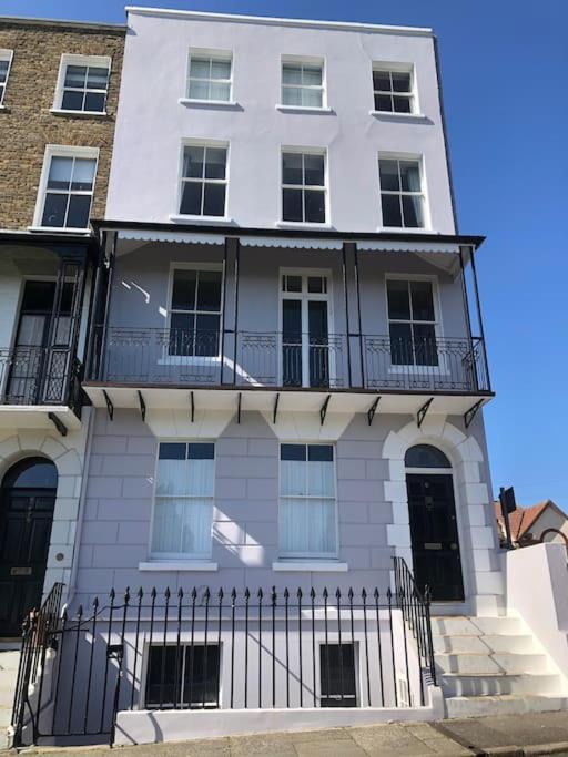 Georgian 5 Storey House, Seaviews, Cinema Room Ramsgate Eksteriør billede
